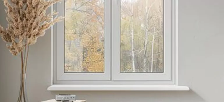 Vinyl Window Stool in Jacksonville, FL